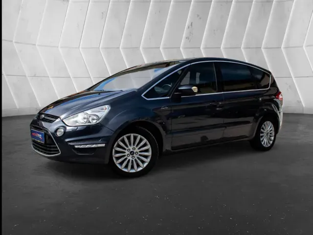 Ford S-Max 2010 photo 4