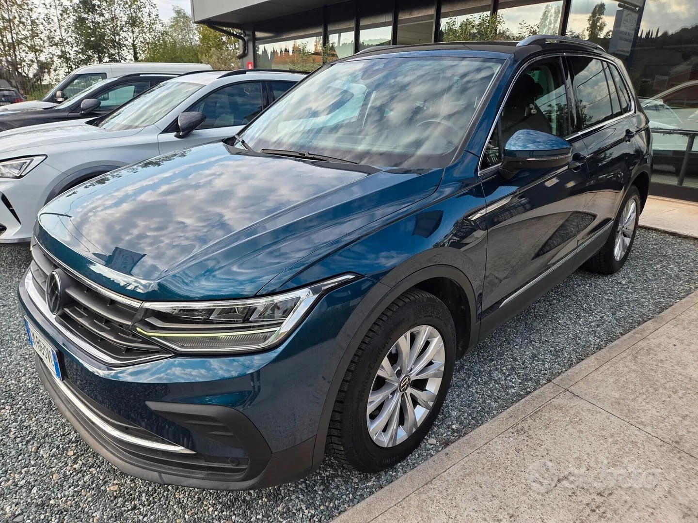 Volkswagen Tiguan 2023 photo 2