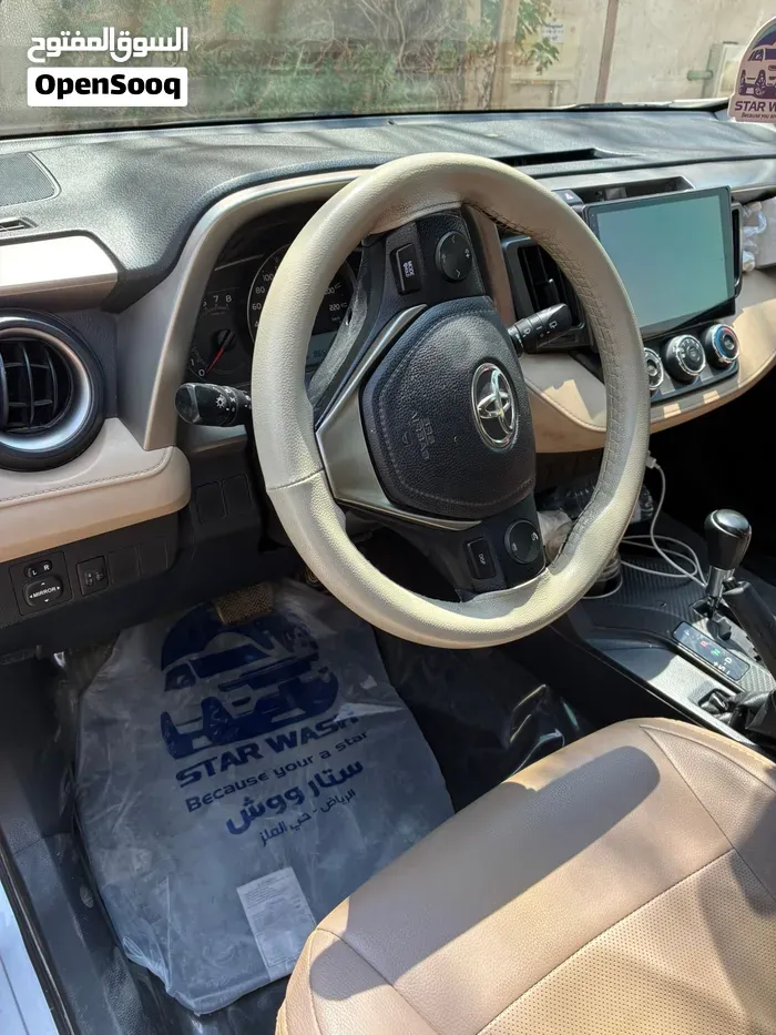 Toyota Rav 4 2015 photo 4