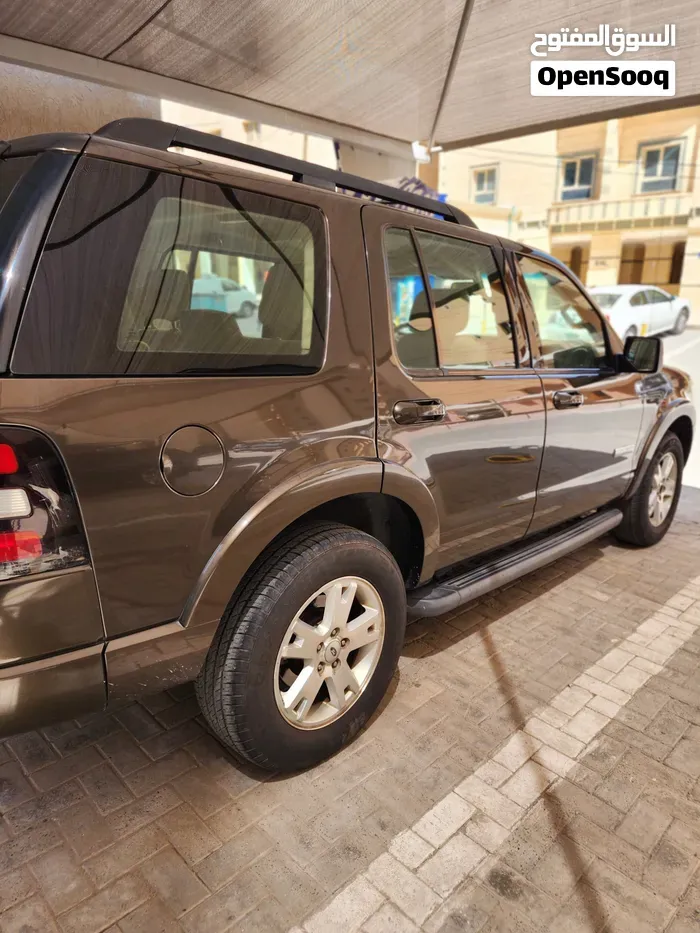 Ford Explorer 2008 photo 4
