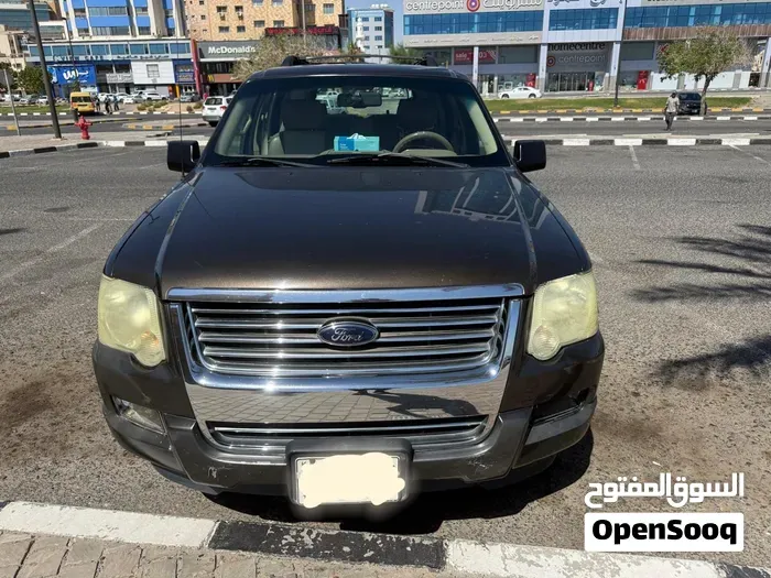 Ford Explorer 2008 photo 2
