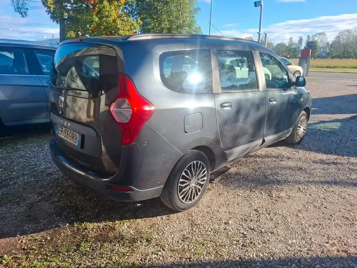 Dacia Lodgy 2013 photo 4