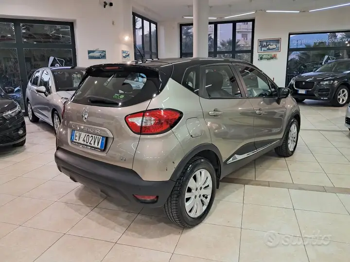 Renault Captur 2014 photo 4