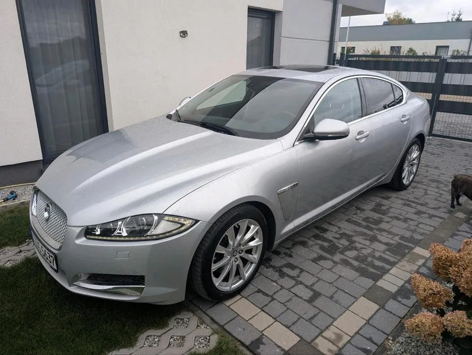 Jaguar Xf