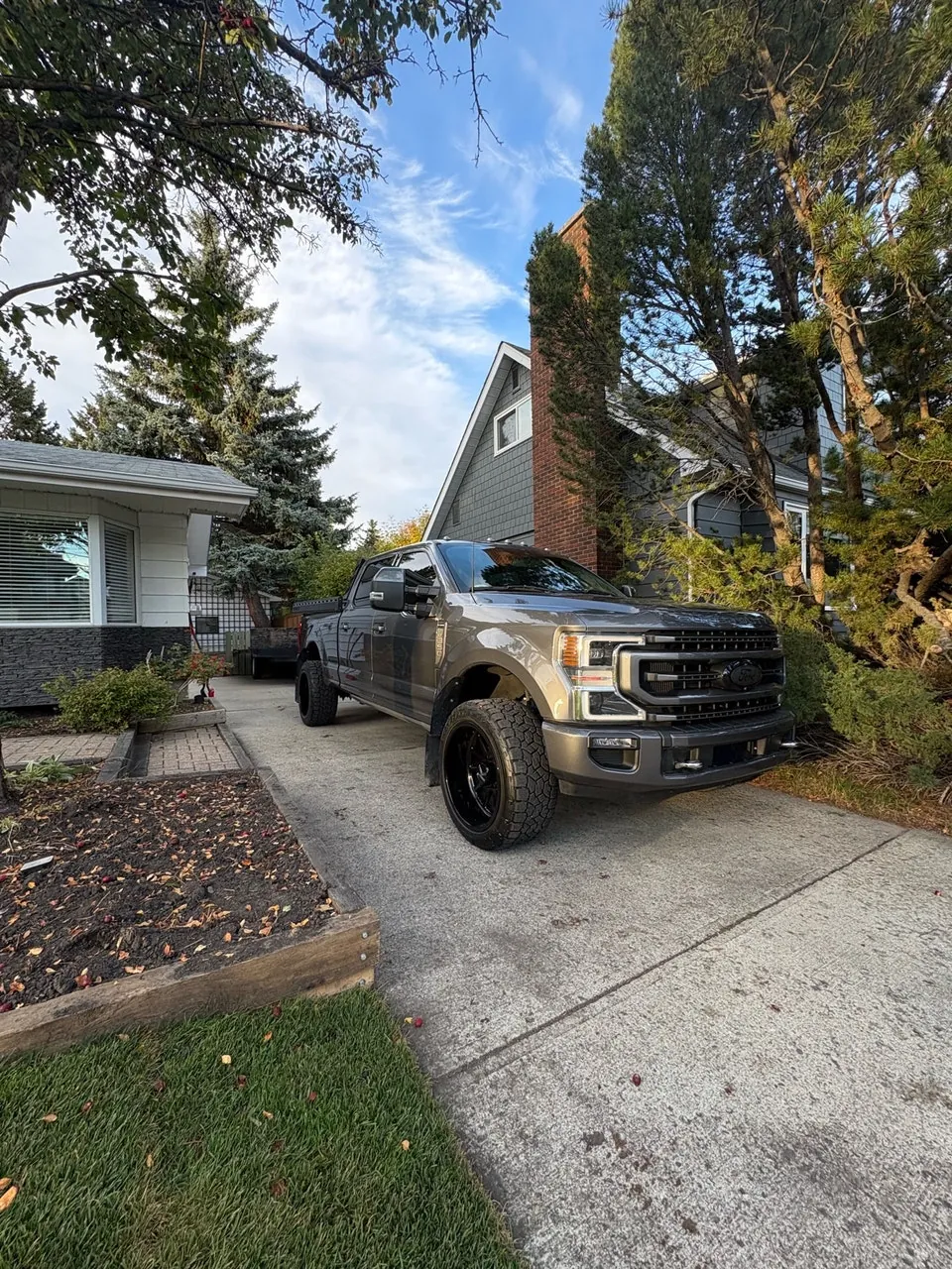 Ford F350 2022 photo 2
