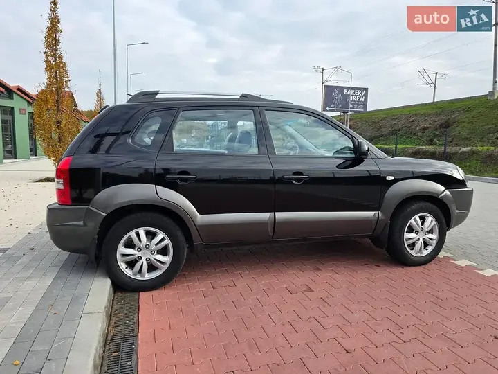Hyundai Tucson 2008 photo 4