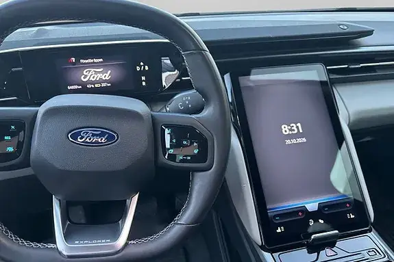 Ford Explorer 2024 photo 4
