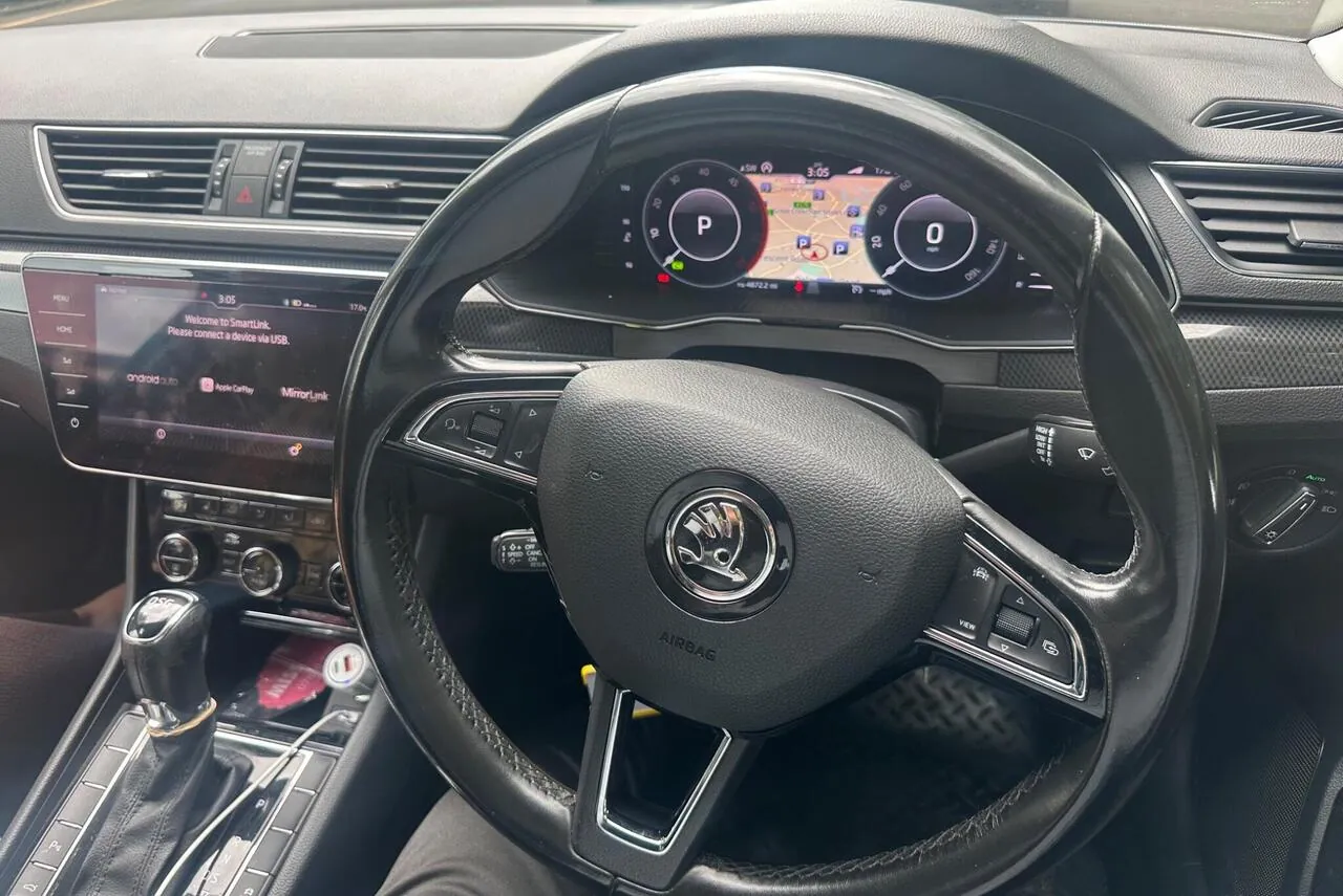 Skoda Superb 2019 photo 3