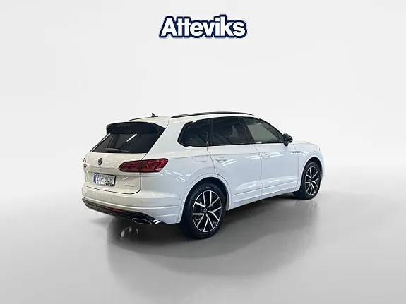 Volkswagen Touareg 2023 photo 3