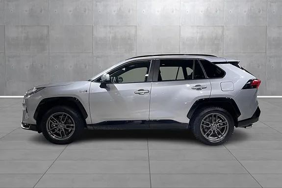 Toyota Rav4 2023 photo 2