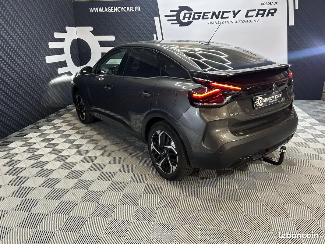Citroen C4 2023 photo 3