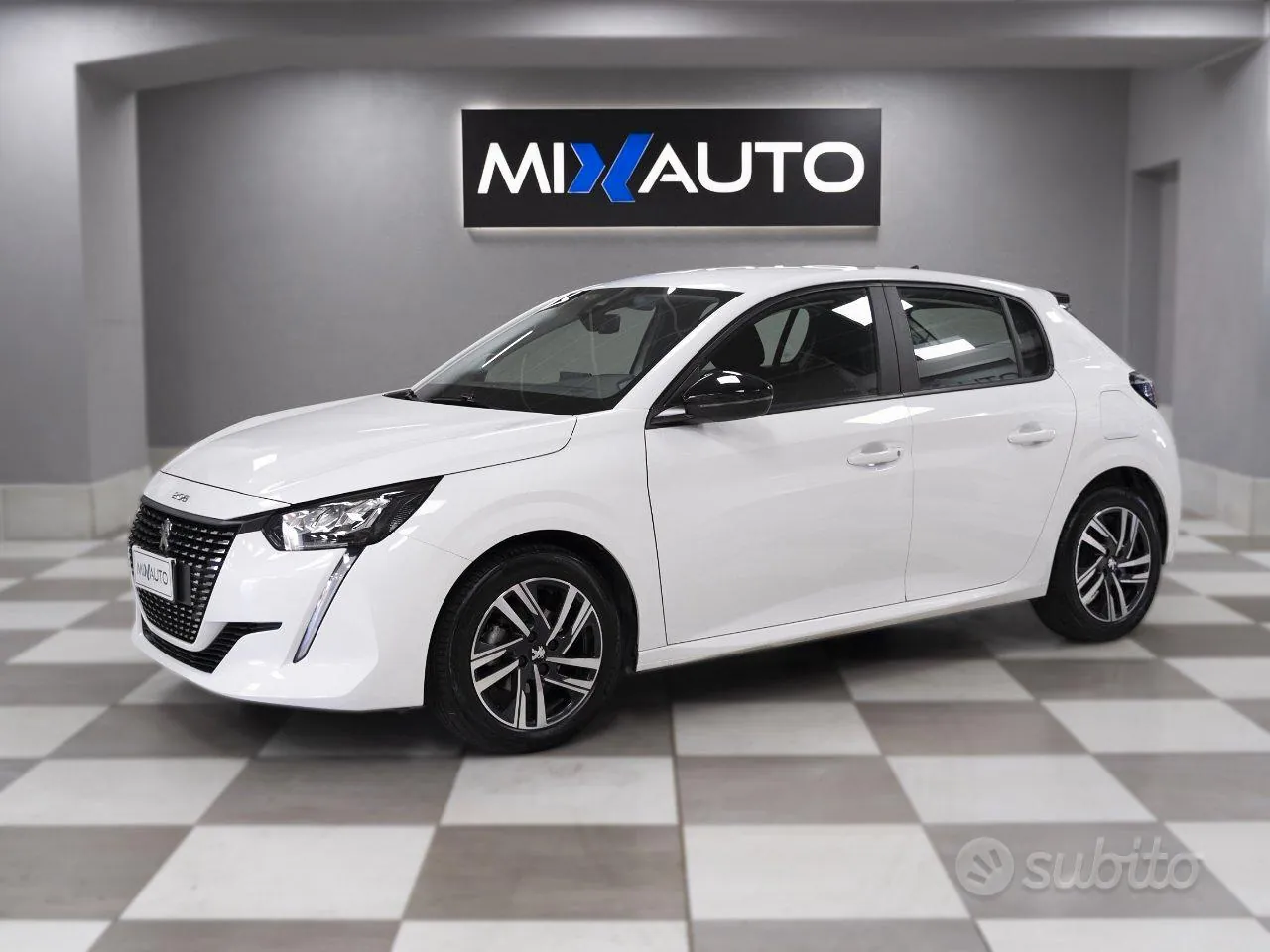 Peugeot 208