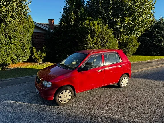 Suzuki Alto 2004 photo 3