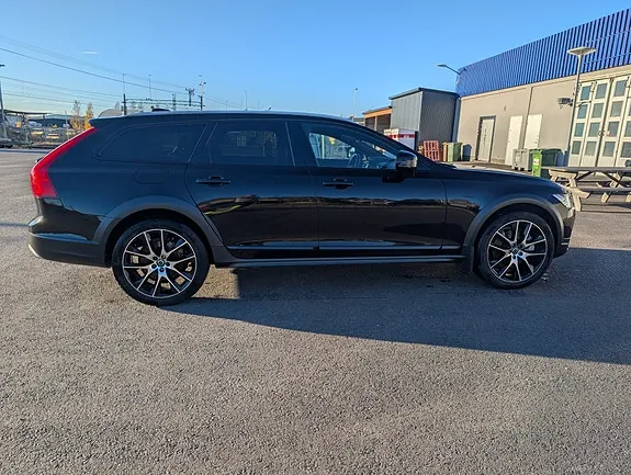 Volvo V90 Cross Country 2019 photo 5