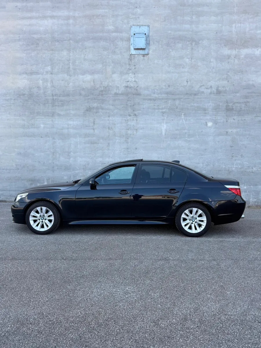 BMW 5 Series 2007 photo 3