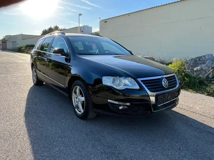 Volkswagen Passat 2005 photo 2