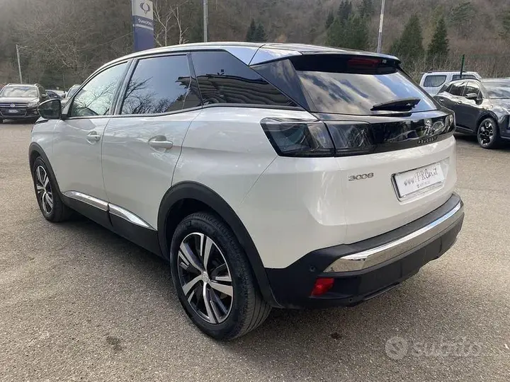Peugeot 3008 2023 photo 4