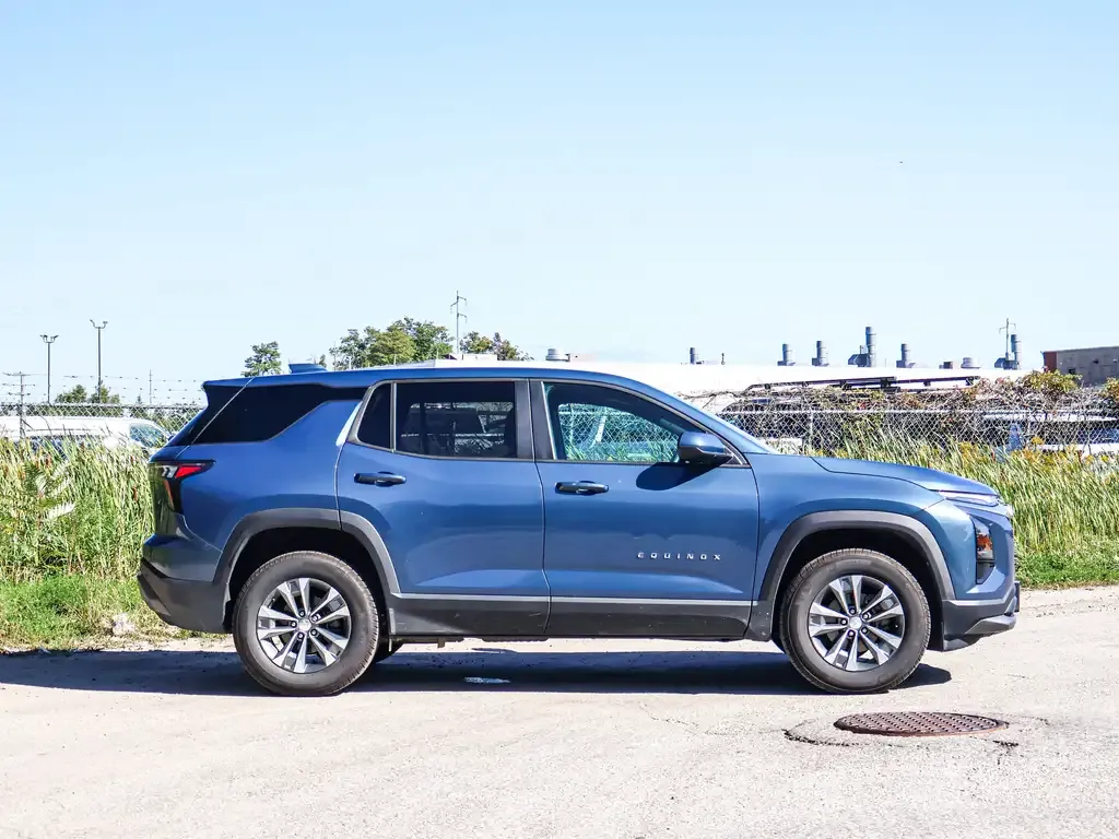 Chevrolet Equinox 2026 photo 3