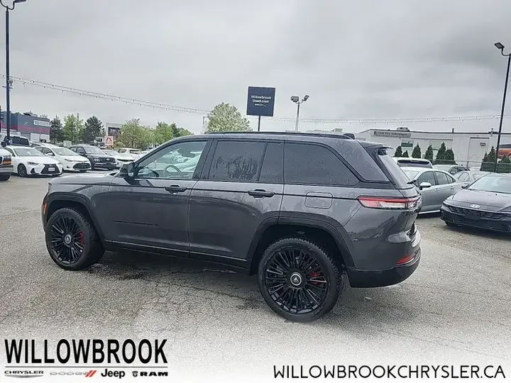 Jeep Grand Cherokee 2025 photo 4
