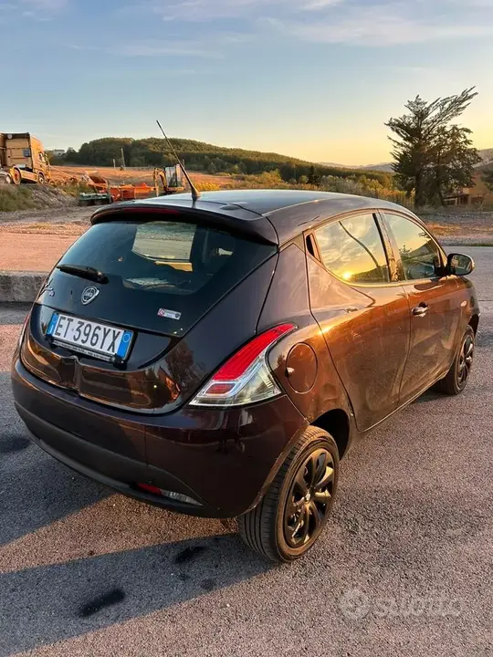 Lancia Ypsilon 2014 photo 4