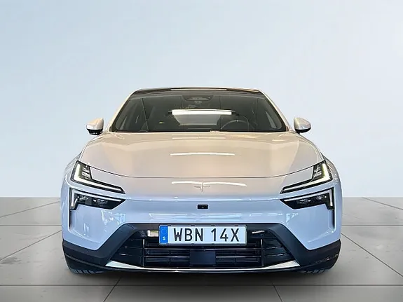 Polestar 4 2025 photo 2