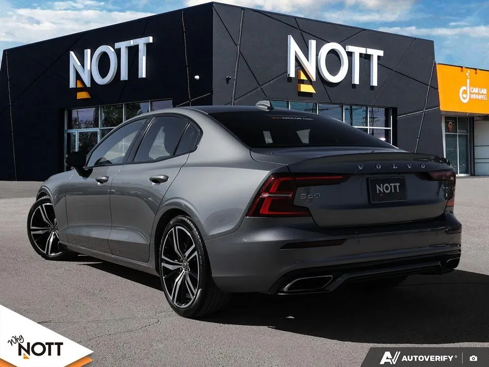 Volvo S60 2021 photo 4