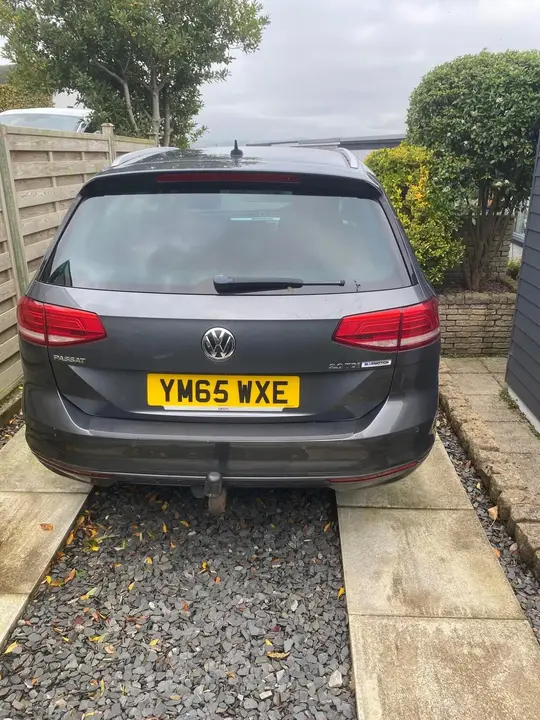 Volkswagen Passat 2016 photo 2