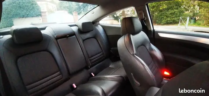 Peugeot 407 2012 photo 4