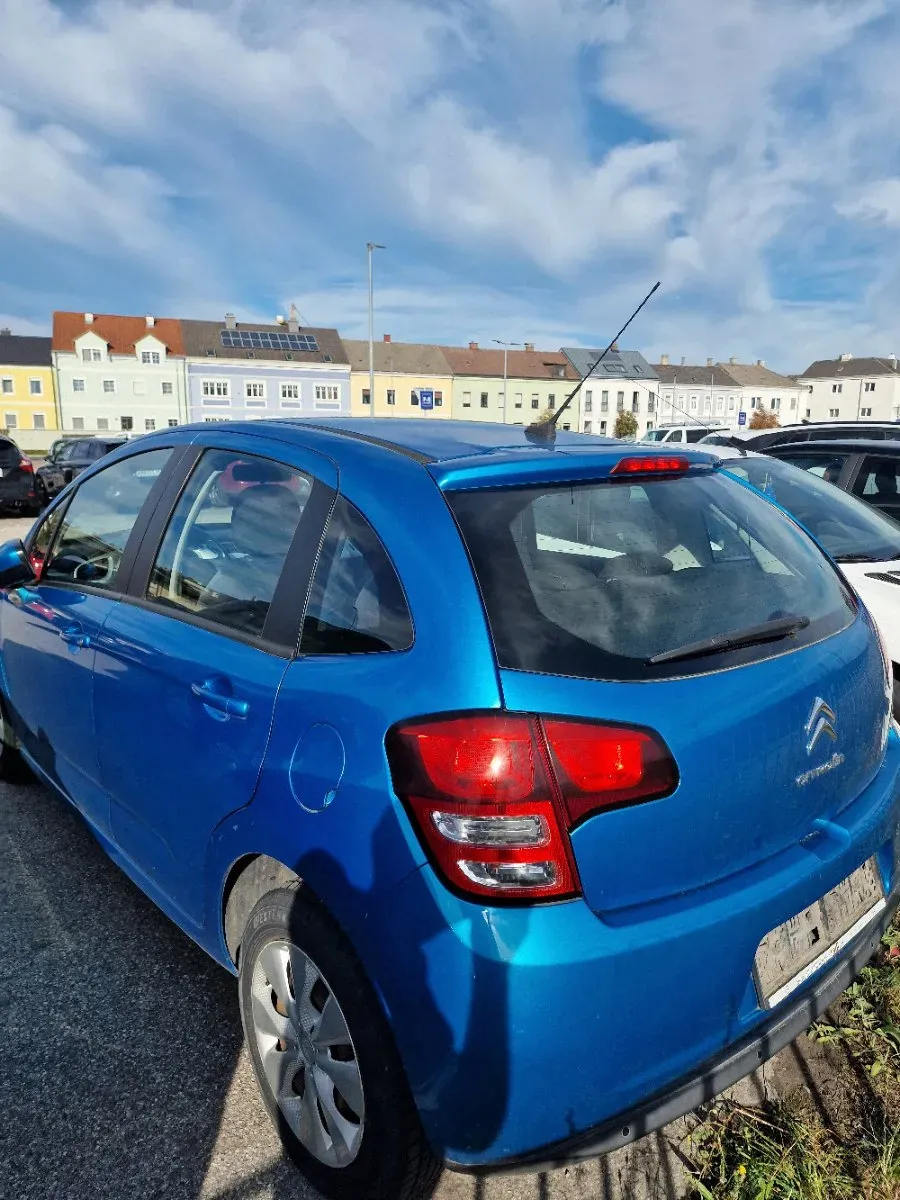 Citroen C3 2011 photo 3