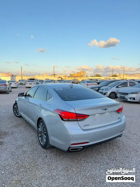 Hyundai Genesis 2015 photo 2