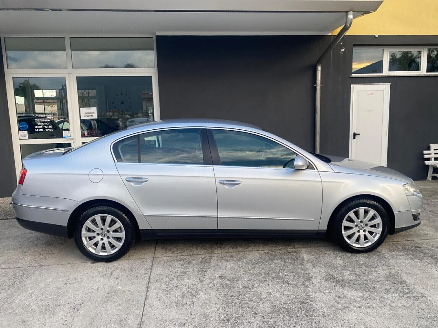 Volkswagen Passat 2006 photo 2