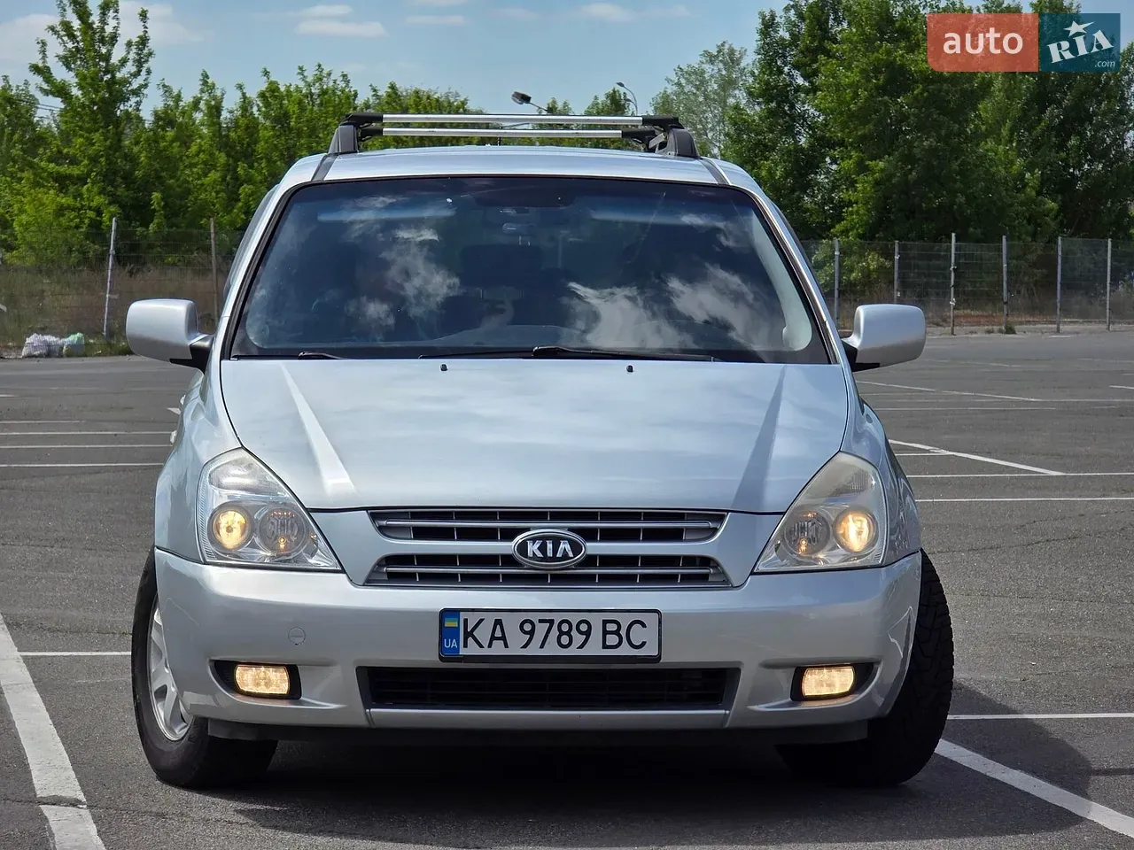 Kia Carnival 2008 photo 4