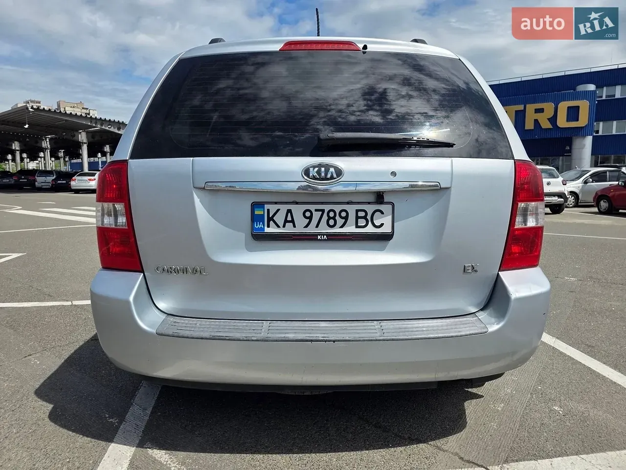 Kia Carnival 2008 photo 5