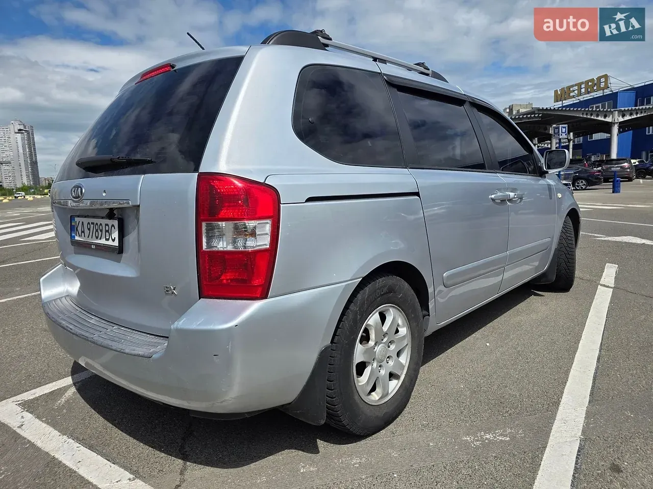 Kia Carnival 2008 photo 3