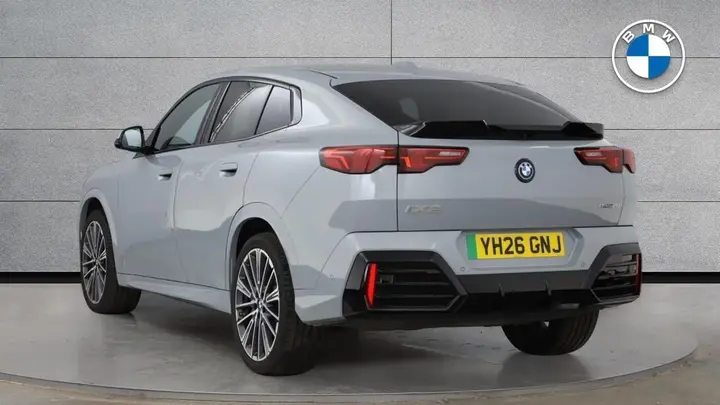 BMW Ix2 2026 photo 2