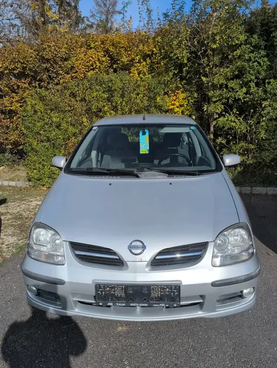 Nissan Almera 2005 photo 2