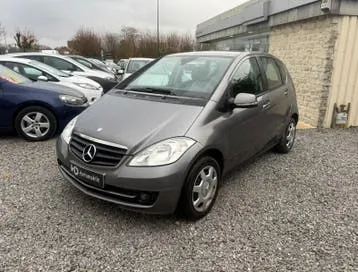Mercedes-Benz A200 2010 photo 3