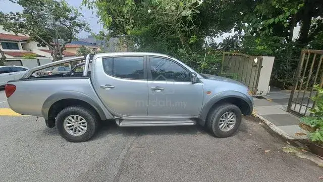Mitsubishi L200