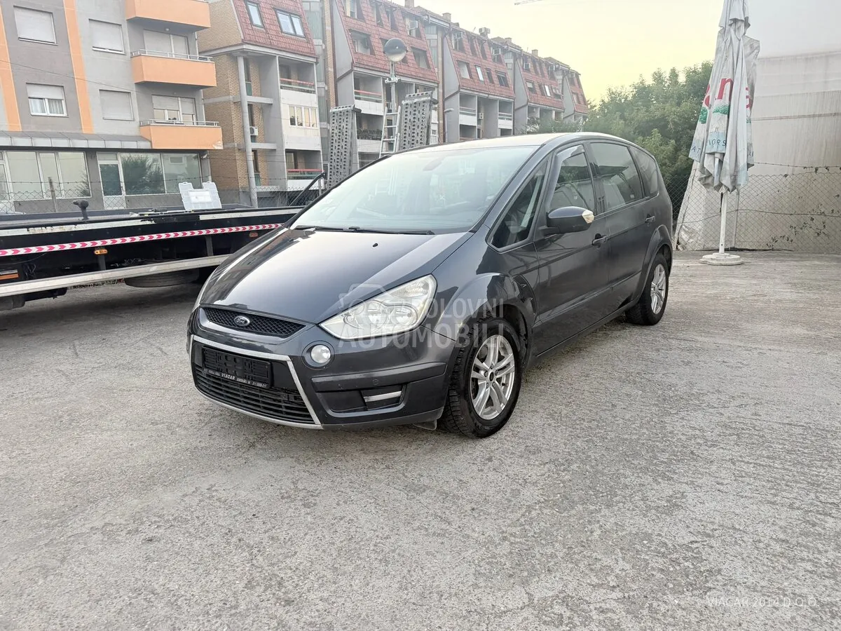 Ford S-Max