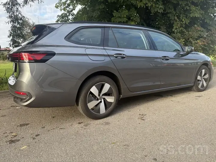 Volkswagen Passat Variant 2025 photo 4