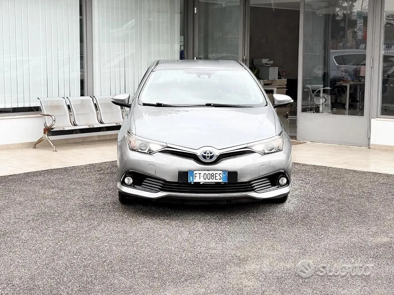 Toyota Auris 2018 photo 2