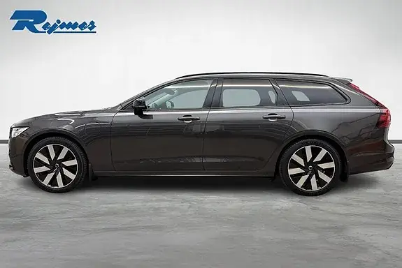 Volvo V90 2025 photo 3