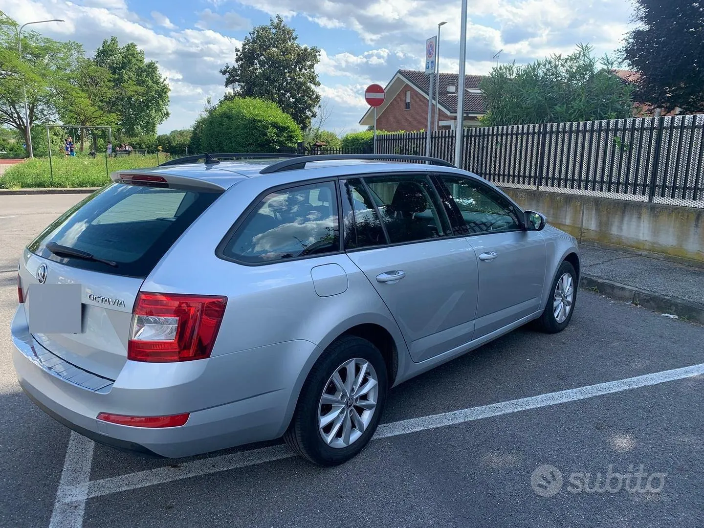 Skoda Octavia 2015 photo 2