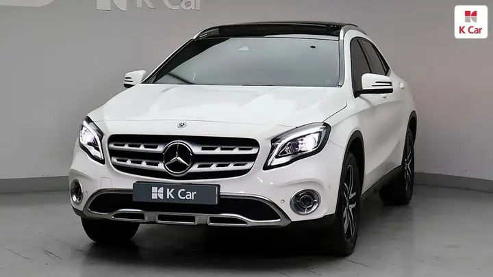 Mercedes-Benz Gla 2019 photo 2