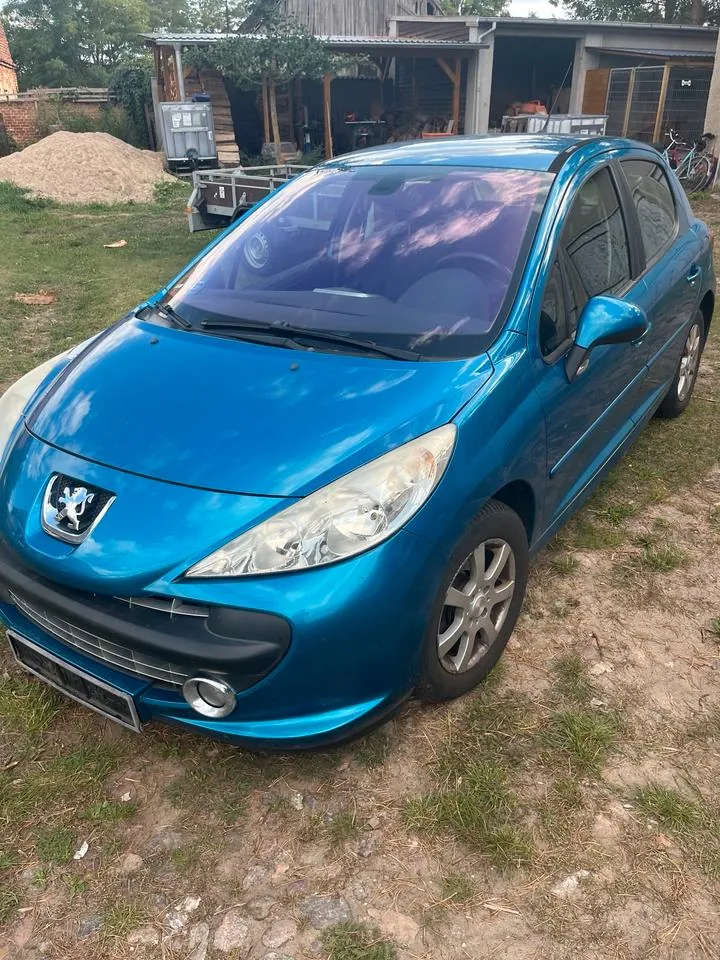 Peugeot 207