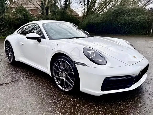 Porsche 911 Carrera