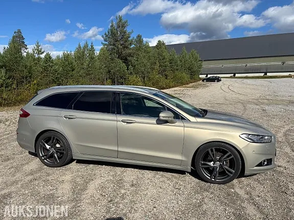 Ford Mondeo 2015 photo 5