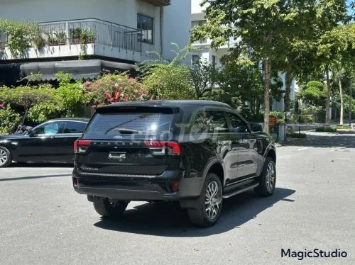 Ford Everest 2022 photo 2