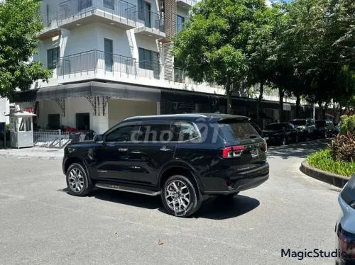 Ford Everest 2022 photo 3