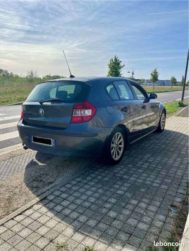 BMW 1 Series 2006 photo 2